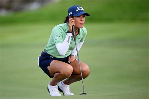 Boutier holds a 1-shot lead after 2nd round of Evian Championship