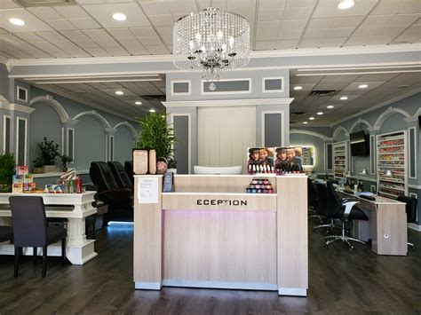 Boutique nails glen ellyn. May 19, 2018 · New nail salon in Glen Ellyn. The inside is absolutely beautiful and very relaxing (not to mention, their massage chairs are brand new and very powerful). However, what really makes this place great is the staff. They're very courteous and extremely friendly! I've had services at their location twice now and each time it gets better and better. 