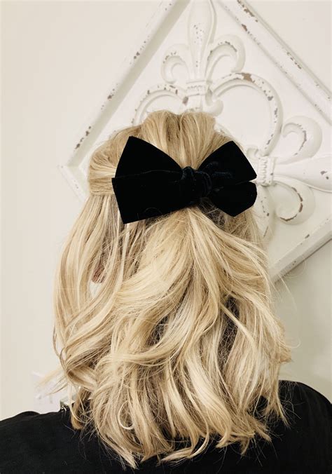 Bow Hair Porn - Short Hair & Curly Hair Videos - EPORNER