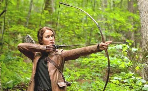 Bow and Arrow : Hunger Games Traditional Archery Gurus