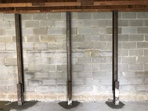 Bowed wall. A bowed wall occurs when the center of the foundation wall appears to be bulging while the top and bottom remain unaffected. Occasionally, this phenomenon will ... 