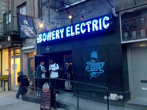 Bowery electric new york ny. Members of Ian Hunter Rant Band, Cracker , Mekons, Black 47, Voidoids, Mink Deville, Rogue’s March, Pan Arcadia, more! The Bowery Electric is a live music venue and … 