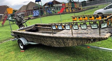 Bowfishing boat setup. May 29, 2021 · Making the bracket for bowfishing lights and installing the lights on the jon boat.Merch! ~~~~ https://www.thesloughlife.com/Follow Us on Instagram!https://w... 