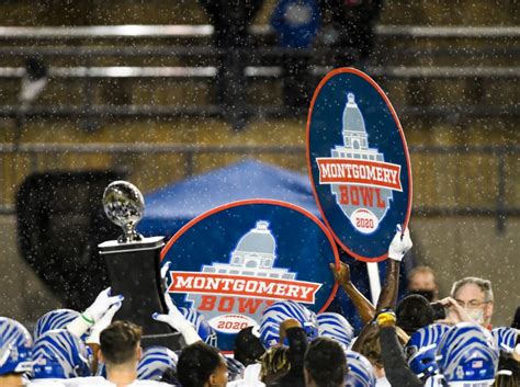 Bowl game in memphis. Memphis has lost its last five bowl games, including a 53-39 loss to Penn State in last season's Cotton Bowl. Montgomery Bowl: Memphis vs. Florida Atlantic. Kickoff: Wednesday, Dec. 23 at 7 p.m. ET. 