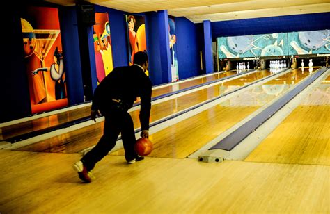 Bowlerama - Bowlerama is a beautiful 62 lane center that has been family owned and operated since 1959. Bowling at Bowlerama Entertainment Center is fun at it's best. It is a great way to spend quality time for everyone...