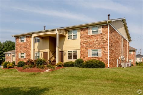 Bowling green apartments ky. Cave Mill Apartments. 2370 Cave Mill Station Blvd, Bowling Green, KY 42104. Videos. Virtual Tour. $1,100. 2 Beds. Dog & Cat Friendly Fitness Center Pool Dishwasher Refrigerator Kitchen In Unit Washer & Dryer Walk-In Closets. (364) 888-6928. Email. 