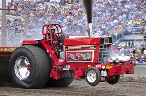 Join Full Pull's Walker, your official Campground Correspondent, as we plunge into the wild world of the 2023 National Tractor Pulling Championship in Bowlin.... 