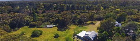 Bowral holiday houses Stayz