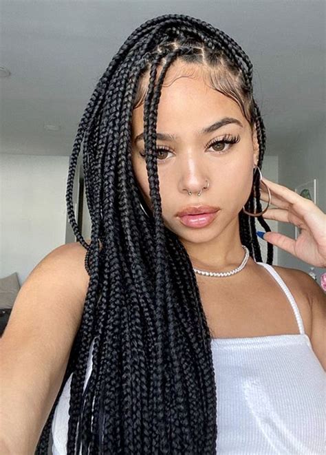 Nov 19, 2017 - Explore Riley N's board "Braided Bob", followed by 235 people on Pinterest. See more ideas about short box braids, braided hairstyles, braid styles.. 