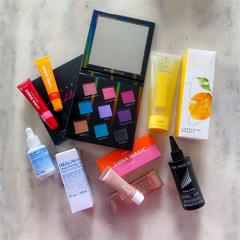Boxycharm march 2023. Get BoxyCharm and receive 5 full-size products every month for just $30. Join Now. Below are products featured in the October lineup. Members received 5 products from this collection. ALO YOGA SKINCARE. Luminizing Face Moisturizer. HUDA BEAUTY. Liquid Matte Ultra-Comfort Transfer-Proof Lipstick. R.E.M. BEAUTY. 