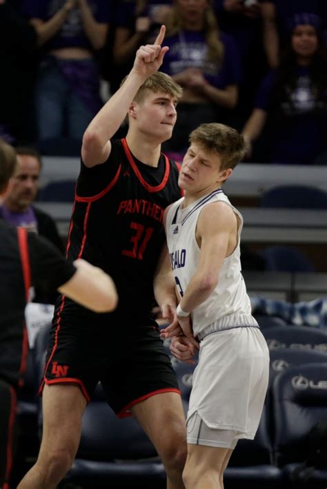 Boys basketball state tournament: Lakeville North tops Buffalo in Class 4A quarterfinals