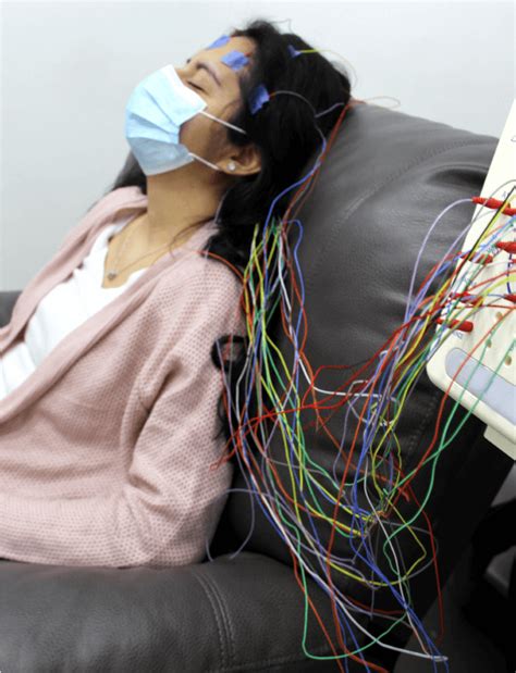 Brain Diagnosis through EEG - Parkview Hospital Limited