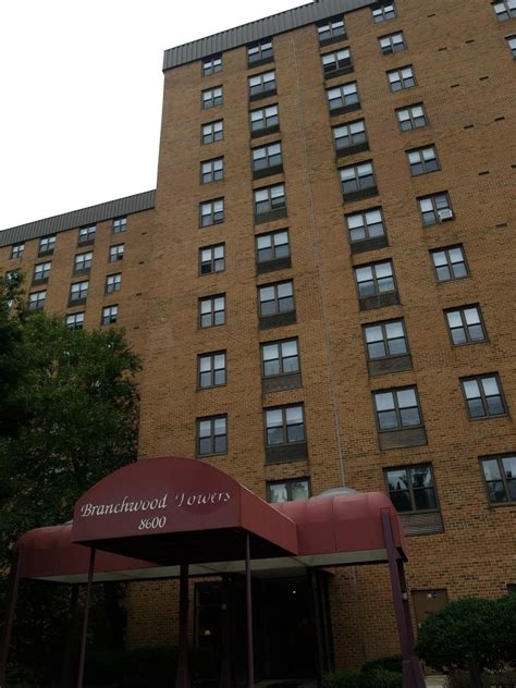Branchwood Towers is a HUD Apartment. HUD residents usually pay 30% of their gross income for rent. The rent amount, less approved HUD deductions such as medical and child care expenses, and other allowances, includes a utility allowance. HUD Residents also may choose to pay what is known as flat rent.. 
