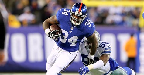 Brandon Jacobs Eyes NFL Comeback as DE: