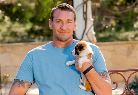 Brandon mcmillan net worth. Brandon McMillan. Lesson time 14:20 min. Housebreaking can be learned in a week or two with this simple training. Students give MasterClass an average rating of 4.7 out of 5 stars. Topics include: The Housetraining Triangle for Dogs of All Ages · Mealtime Variation · Apartment Living · Accidents Happen · How to Handle Marking. 