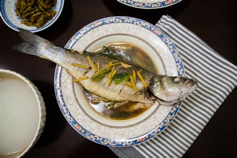 What is Branzino? There’s a distinct reason why the Mediterranean sea bass is called the wolf of the sea; the fish is fairly ravenous and eats fish and shellfish as a major part of its diet. The fish is also known for its adaptability; it can survive and flourish in waters that are as cold as 41 degrees Fahrenheit.. 