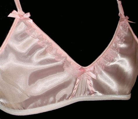 Bras for crossdressing. Before you buy an expensive bra from a crossdressing store, you must watch this video. I break down the bra types that work and which ones don't. You don't h... 