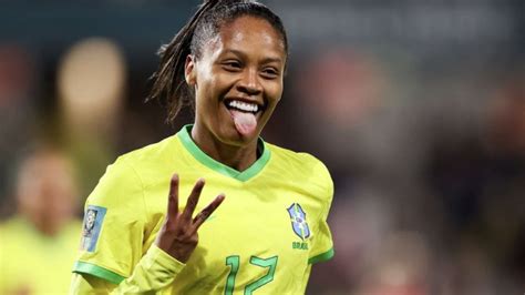 Brasil debutó con una goleada y Argentina cayó ante Italia, en una nueva jornada del Mundial Femenino de la FIFA