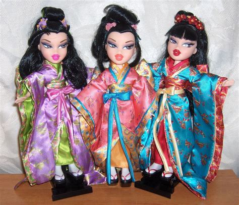 Bratz Tokyo A Go Go Fianna Doll MGA Entertainment Collectible