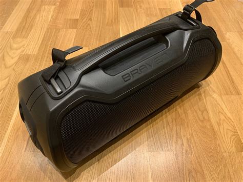 Braven speaker not working.  Check the battery indicator lights on the side ...