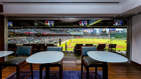Braves club level seats. Chop House Club Seating and Views. Seating is composed of three different types: Chop House Terrace is the largest seating option in sections 156-160. Each section has 5 rows that are high top bar-style seating with chairbacks. Furthermore, each seat will have a built-in cupholder in the table, so fans will always have a place to put their drinks. 