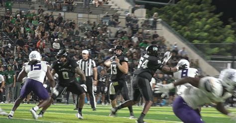 Brayden Schager throws 4 TD passes to help Hawaii beat Albany 31-20