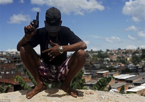 Brazilian police bust international drug mule ring in Sao Paulo