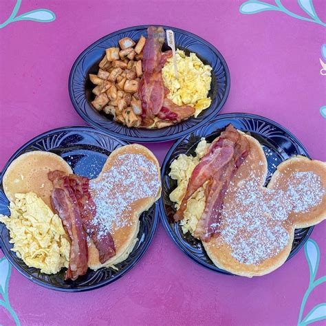 Breakfast at disneyland. The restaurant also serves a premium character breakfast — Disney Princess Breakfast Adventures — from Thursdays through Mondays. It's quite expensive at $125 per person plus tax. However, it is routinely one of the better-reviewed meals and experiences at the resort because of the restaurant's meticulous service. 