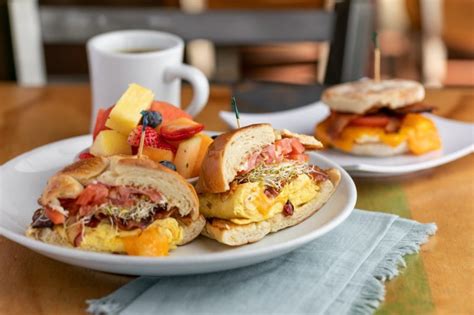Breakfast carlsbad. Seasons Restaurant specializes in Modern American cuisine with an emphasis on local, seasonal ingredients. HOURS. Breakfast: Monday – Friday 7:00 ... 