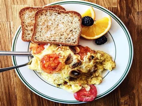 Breakfast in providence. Waterman Grille. #6 of 438 Restaurants in Providence. 744 reviews. 4 Richmond Sq Suite 100B. 0.4 miles from Wayland Square Diner. “ Cozy atmosphere for a special... ” 01/21/2024. 