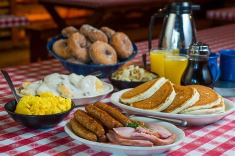 Breakfast places in wisconsin dells. Things To Know About Breakfast places in wisconsin dells. 