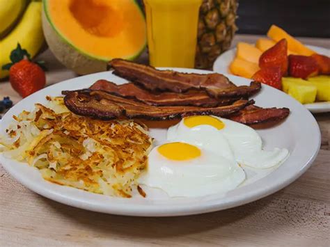 Breakfast tulsa ok. Whether you call Tulsa home or are just visiting “T-Town,” be sure and stop by the Tulsa Hills Shopping Center and order up some comfort food from the award-winning restaurant, Metro Diner! Follow Us. 7474 S Olympia Avenue. Unit 53. … 