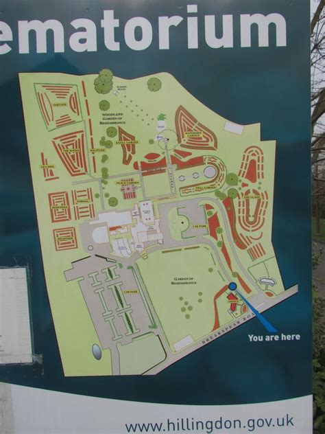 Breakspear crematorium map.  Find 5063 memorial records at the Breakspear Cremat...