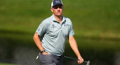 Brendon Todd scrambles for closing par to take the lead in the John Deere Classic
