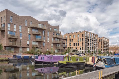 Brentford Lock West Residents Community Website