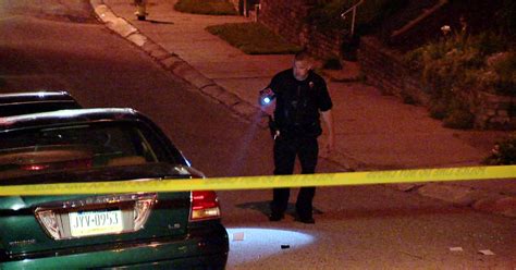 Brentwood shooting leaves 2 men injured