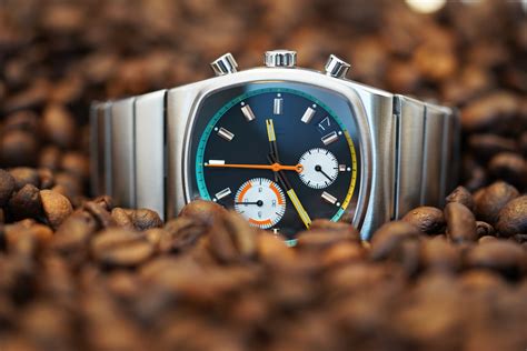 Brew metric watch. NYC microbrand Brew watches just released the "Metric Gold" version of the "Metric" Mecha-Quartz chronograph today. The design - by owner & founder Jonathan Ferrer, really leans into that vintage 1970s look and feel. Having personally owned the Retromatic Copper, and handling the Metric, I can say Brew watches … 