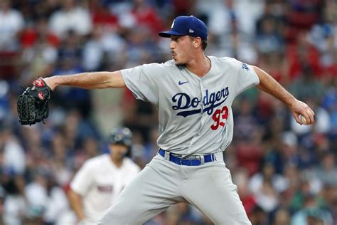 Brewers acquire LHP Bryan Hudson after Dodgers designate him for assignment