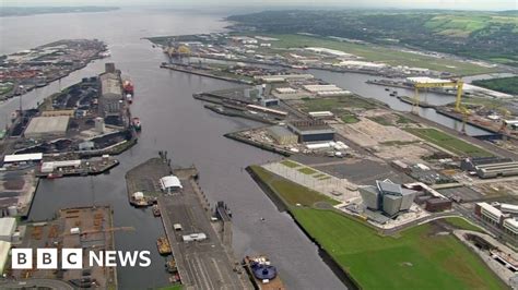 Brexit: UK and EU announce agreement on new Irish Sea border