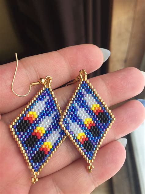Peyote and Brick Stitch Earrings Pattern