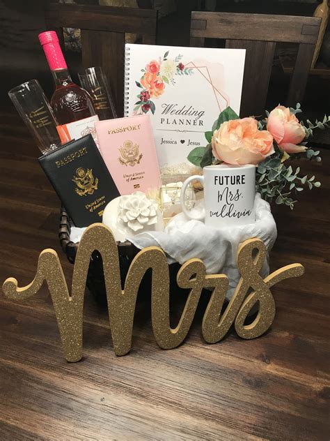 Bridal Gifts For Mo