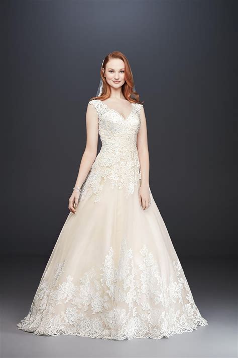 Bridal and formal. Promises Bridal and Formal Wear, Eureka, California. 3,055 likes · 1 talking about this · 772 were here. Carrying top name bridal designers such as Maggie Sottero, Enzoani, Mori Lee, and Chic Nostalgia. 