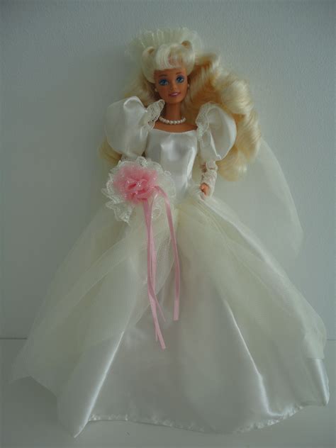Barbie Wedding Set with Bride and Groom Dolls, Stacie, Chelsea and Accessories (Mattel DRJ88), Assorted Colour/Model. 1,269. $7962. Save 5% with coupon. FREE delivery Tue, Jan 23. Only 3 left in stock - order soon. Ages: 3 years and up. . Bride barbies