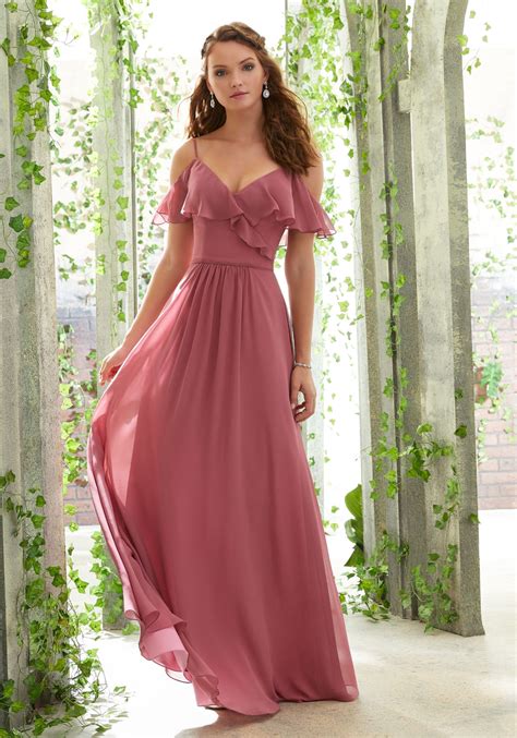 Bridesmaid dresses online. You can also shop by collection and discover gorgeous bridesmaid dresses from all of your favorite designers–such as Alfred Sung, After Six and more. From elegant full-length bridesmaid dresses to semi-formal cocktail bridesmaid dresses and even trendy bridal jumpsuits, Dessy has something for every type of bride. 