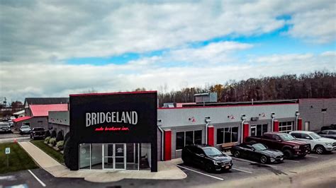 Bridgeland auto. Founded in 2009 by Rob Seniecle, Bridgeland Auto Brokers started as a humble venture that quickly grew into a reputable dealership. Under Rob's leadership, the company expanded from refurbishing trades to owning a significant store in Bridgeport, selling an impressive number of vehicles monthly. This success was a … 