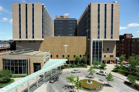 Bridgeport hospital bridgeport ct. Smilow Cancer Hospital is dedicated to providing comprehensive breast health and wellness services. The Norma Pfriem Breast Center offers a spectrum of breast health services with dignity, privacy and warmth, ... Bridgeport Hospital 267 … 