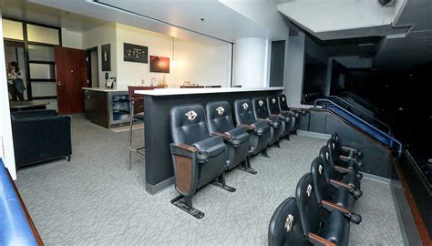 Bridgestone Arena Hotels – Nashville Predators - Hotel Guides