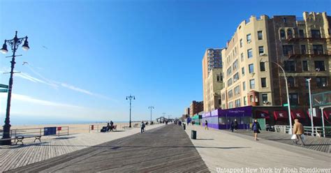 Brighton Beach, NY Hotels: Find $90 Hotel Deals