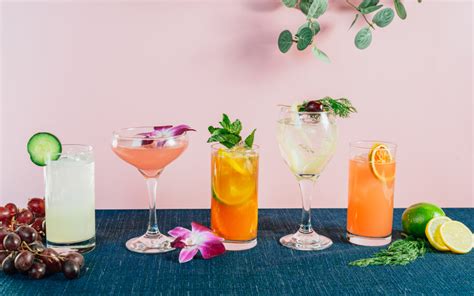 Bring on Spring 2022 With These Refreshing Cocktail Recipes