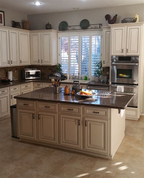 Bristol, CT Cabinet Refacing & Kitchen Remodeling